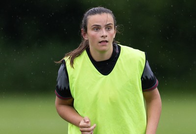 250625  Wales Women U20 Training Session - Branwen Metcalfe during a training session ahead of their U20 Six Nations festival