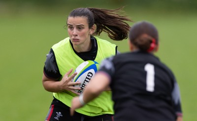 250625  Wales Women U20 Training Session - Branwen Metcalfe during a training session ahead of their U20 Six Nations festival
