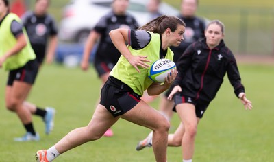 250625  Wales Women U20 Training Session - Branwen Metcalfe during a training session ahead of their U20 Six Nations festival