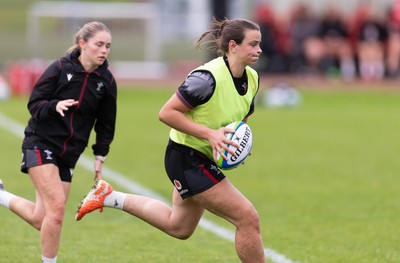 250625  Wales Women U20 Training Session - Branwen Metcalfe during a training session ahead of their U20 Six Nations festival