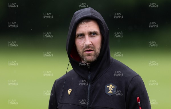 250625  Wales Women U20 Training Session - Ashley Beck during a training session ahead of their U20 Six Nations festival
