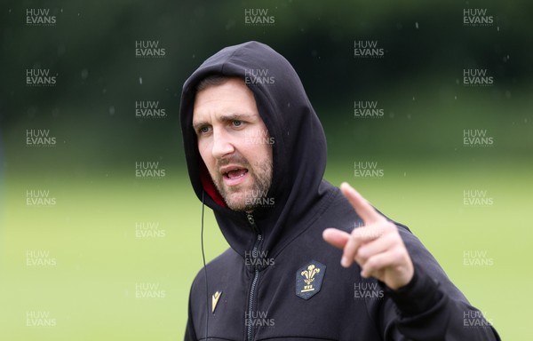 250625  Wales Women U20 Training Session - Ashley Beck during a training session ahead of their U20 Six Nations festival
