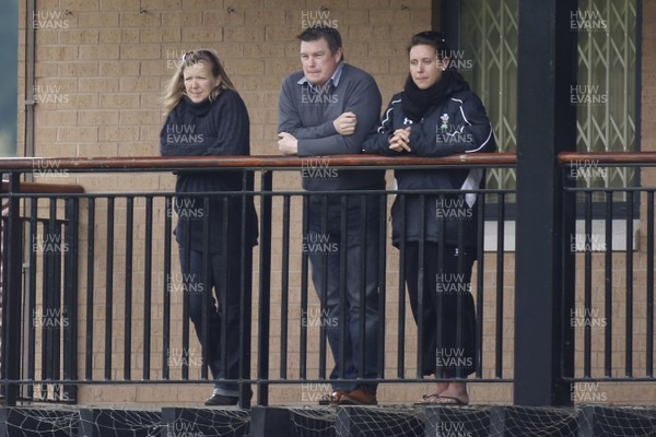 09.05.10 Wales v England - Womens' Under 20's - Wales coach Jason Lewis oversees the Under 20's in action as he prepares for the Womens' World Cup. 