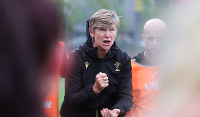 050725  Wales Women U20 v Ireland Women U20, Women’s U20 Six Nations Summer Series - Wales Women U20 head coach Liza Burgess speaks to the players at the end of the match