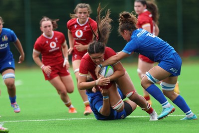 170725 - Wales Women U20 v Italy Women U20, Women’s U20 Six Nations Summer Series - Jorja Aiono of Wales charges forward