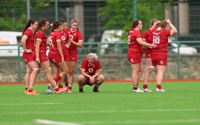 170725 - Wales Women U20 v Italy Women U20, Women’s U20 Six Nations Summer Series - Wales U20 players on the final whistle