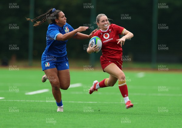 170725 - Wales Women U20 v Italy Women U20, Women’s U20 Six Nations Summer Series -  Hanna Marshall of Wales looks to attack