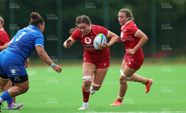 170725 - Wales Women U20 v Italy Women U20, Women’s U20 Six Nations Summer Series - Jorja Aiono of Wales charges forward