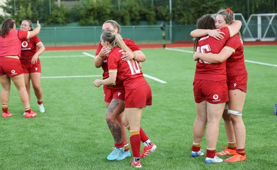 110725 - Wales Women U20 v Scotland Women U20, Women’s U20 Six Nations Summer Series - Wales players celebrate on the final whistle