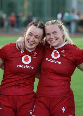 110725 - Wales Women U20 v Scotland Women U20, Women’s U20 Six Nations Summer Series - Wales players celebrate on the final whistle