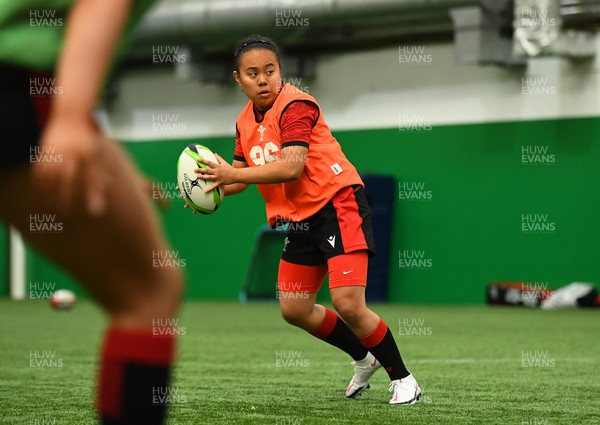 030422 - Wales Women Under 18 Rugby Training - Jenna De Vera