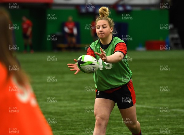 030422 - Wales Women Under 18 Rugby Training - Molly Reardon