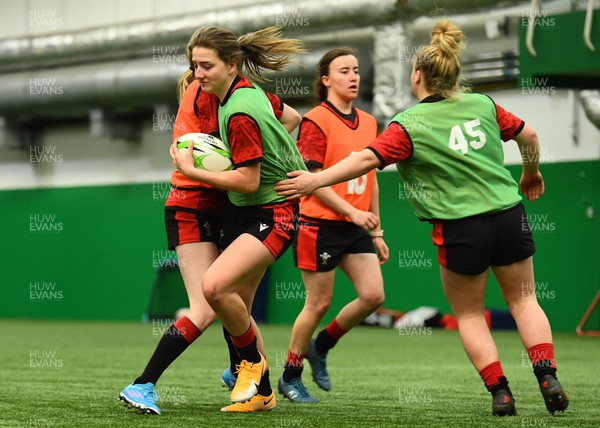 030422 - Wales Women Under 18 Rugby Training - Lowri Elias