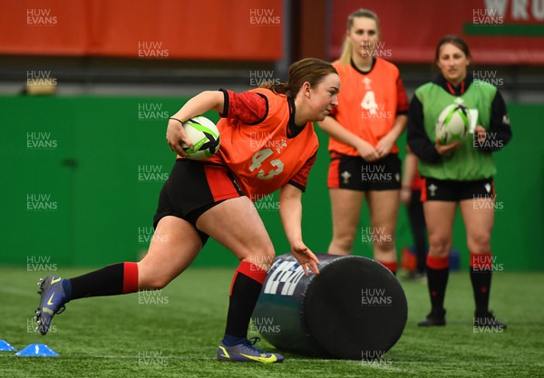 030422 - Wales Women Under 18 Rugby Training - Sian Jones