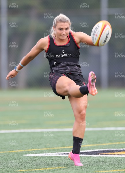 250822 - Wales Women Rugby Units Session - Wales’ Lowri Norkett kicks during a training session ahead of the match against Canada