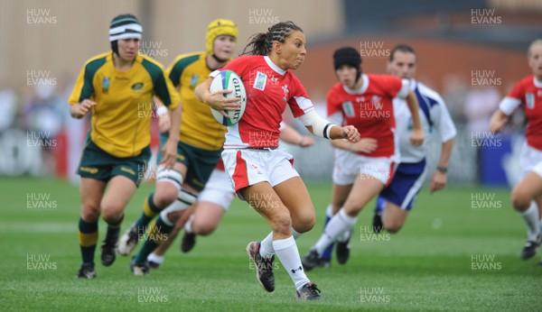 20.08.10 - Wales Women v Australia Women - Women's Rugby World Cup 2010 - Non Evans of Wales tries to breaks. 