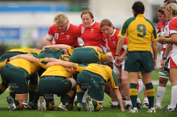 20.08.10 - Wales Women v Australia Women - Women's Rugby World Cup 2010 - Catrin Edwards, Rhian Bowden and Jenny Davies of Wales. 