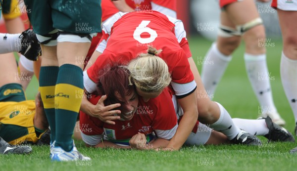 20.08.10 - Wales Women v Australia Women - Women's Rugby World Cup 2010 - Lowri Harries of Wales celebrates her try. 