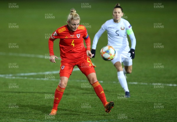 011220 - Wales Women v Belarus Women - UEFA Championship Qualifier - Sophie Ingle of Wales