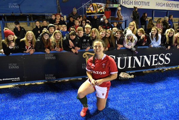 211121 - Wales Women v Canada Women - Autumn Internationals - Ffion Lewis of Wales with pupils from her school from Bishop Hedley Catholic High School at the end of the game