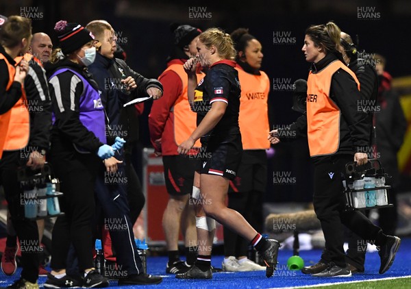 211121 - Wales Women v Canada Women - Autumn Internationals - Olivia DeMerchant of Canada leaves the field after being shown a red card