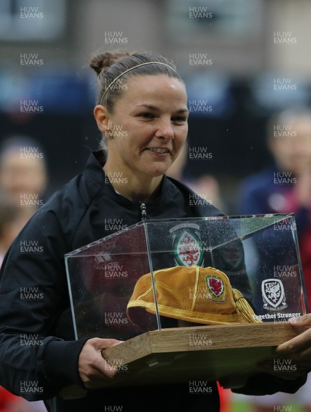 040419 - Wales v Czech Republic, Women's International Challenge Match - Loren Dykes of Wales receives a special cap to mark her 100th appearance 