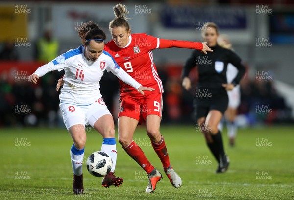 040419 - Wales v Czech Republic, Women's International Challenge Match - Kayleigh Green of Wales is challenged by Petra Vystejnova of Czech Republic