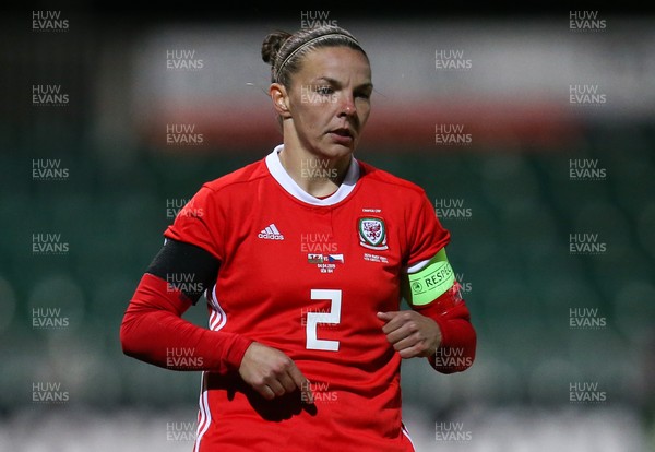 040419 - Wales v Czech Republic, Women's International Challenge Match - Loren Dykes of Wales in action on her 100th cap