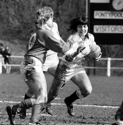 Wales Women v England Women 050487