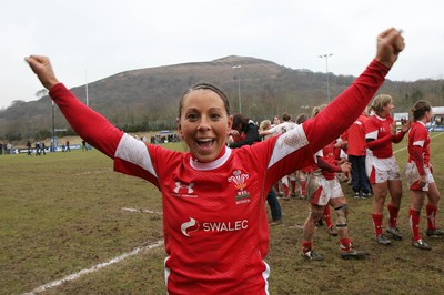 14.02.09 The Women's 6 Nations. Wales vs. England. Taffs Well RFC, Cardiff, Wales. 
 
Non Evans celebrates as her penalty with the last kick of the game gives Wales a win over England. 
 
