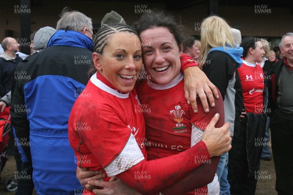 14.02.09 The Women's 6 Nations. Wales vs. England. Taffs Well RFC, Cardiff, Wales. 
 
Non Evans(L) & captain Mellissa Berry celebrate after Wales edge out England 16-15 at Taffs well RFC, Cardiff. 
 
