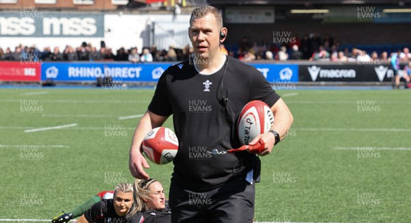 150423 - Wales v England, TicTok Women’s 6 Nations - Wales head coach Ioan Cunningham ahead off the match