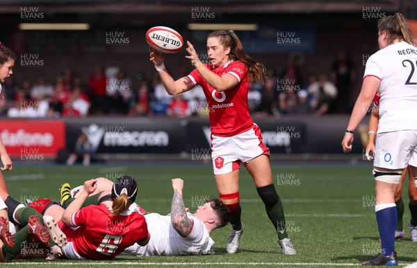150423 - Wales v England, TicTok Women’s 6 Nations - Lisa Neumann of Wales claims the ball