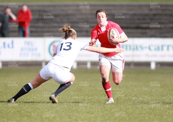 170313 Wales v England- Women's 6 Nations Championship -Wales' Ellen Evans takes on England's Abigail Chamberlain