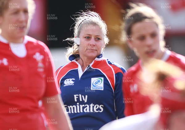 170313 Wales v England- Women's 6 Nations Championship -New Zealand Referee Nicky Inwood officiating a record breaking 25th test match