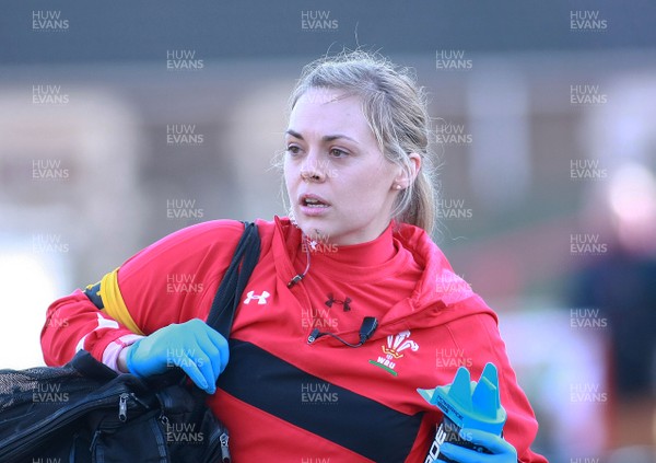 170313 Wales v England- Women's 6 Nations Championship -Wales physio Daloni Lucas