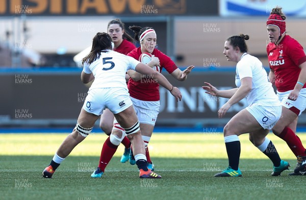 240219 - Wales v England, Women's Six Nations Championship 2019 - Mel Clay of Wales takes on Abbie Scott of England