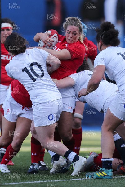 240219 - Wales v England, Women's Six Nations Championship 2019 - Kelsey Jones of Wales charges towards the English line