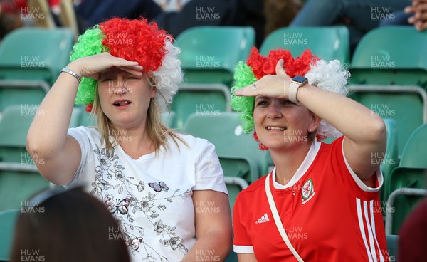 310818 - Wales Women v England Women - FIFA World Cup Qualifier - Wales Fans