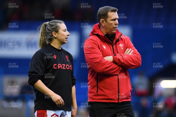 220422 - Wales Women v France Women - TikTok Women’s Six Nations - Elinor Snowsill and Wales coach Ioan Cunningham during the warm up