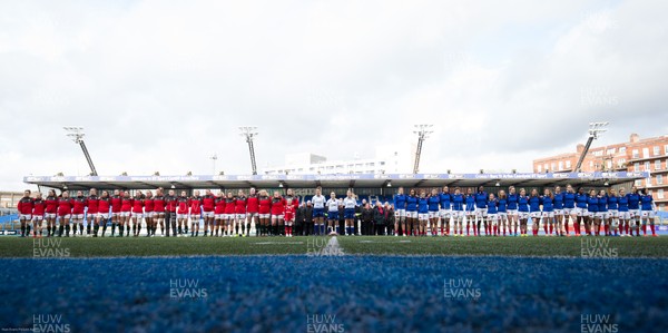 230220 - Wales Women v France Women, Womens Six Nations Championship 2020 - The teams line up for the anthems at the start of the match