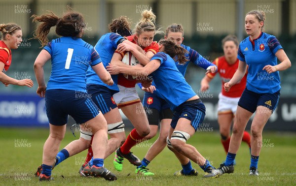 280216 - Wales Women v France Women - RBS Womens Six Nations 2016 -Elinor Snowsill of Wales is tackled by Audrey Forlani and Laura Delas of France