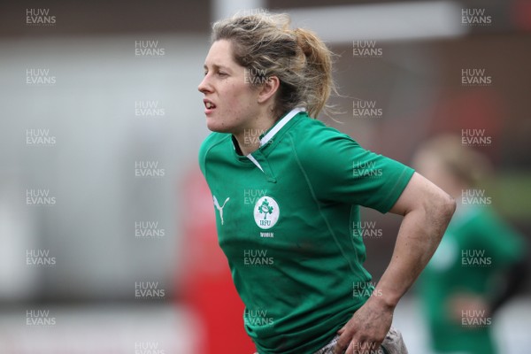 030213 - Wales Women v Ireland Women, 2013 RBS Womens 6 Nations, Aberavon - Ireland's Alison Miller