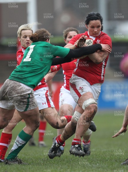 030213 - Wales Women v Ireland Women, 2013 RBS Womens 6 Nations, Aberavon - Wales' Vicky Owens takes on Ireland's Fiona Coghlan