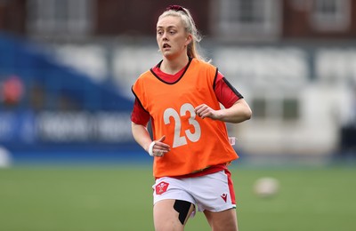 100421 - Wales Women v Ireland Women - Women's 2021 Six Nations Pool B - Hannah Jones during the warm up