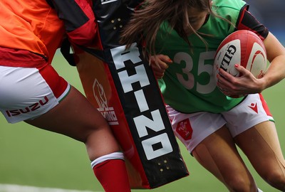 100421 - Wales Women v Ireland Women - Women's 2021 Six Nations Pool B - Wales Women training detail