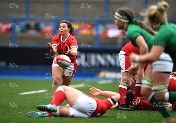 100421 - Wales Women v Ireland Women - Women's Six Nations - Megan Davies of Wales gets the ball away