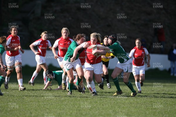 13.03.11 Wales Women v Ireland Women ... Wales Catrin Edwards breaks through the Irish defence. 