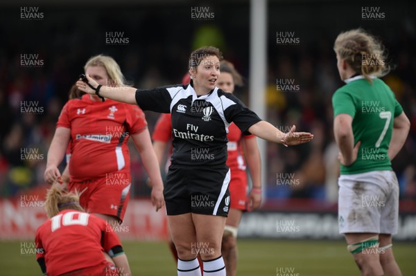 150315 - Wales Women v Ireland Women - RBS Womens 6 Nations 2015 -Referee Claire Hodnett