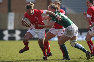 21.03.09 Wales vs. Ireland. Women's 6 Nations. Clare Flowers tries to escape the tackle of Shannon Houston. 